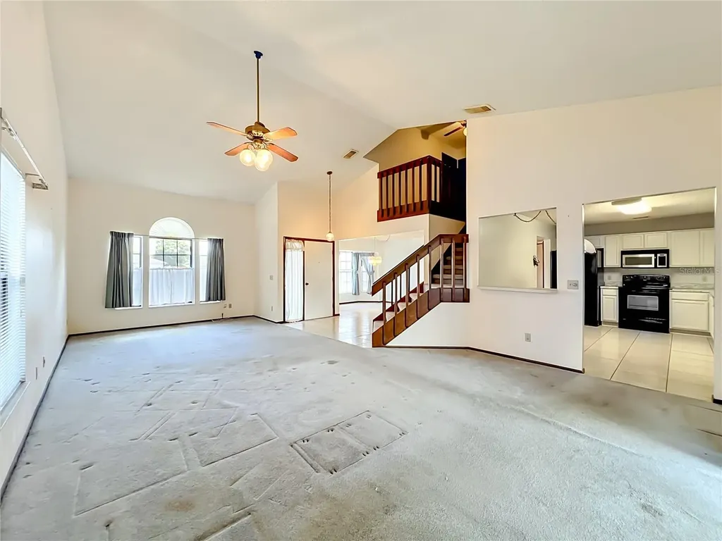 2205 Fairmont Circle Orlando FL 32837