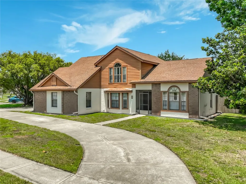 2205 Fairmont Circle Orlando FL 32837