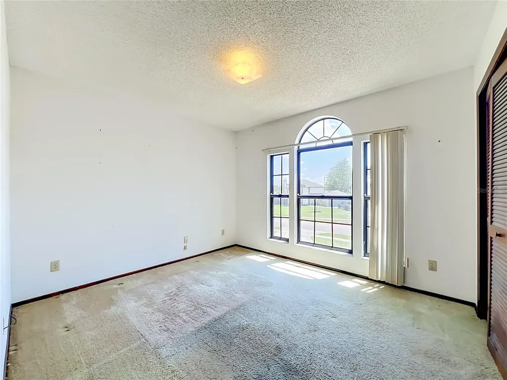 2205 Fairmont Circle Orlando FL 32837