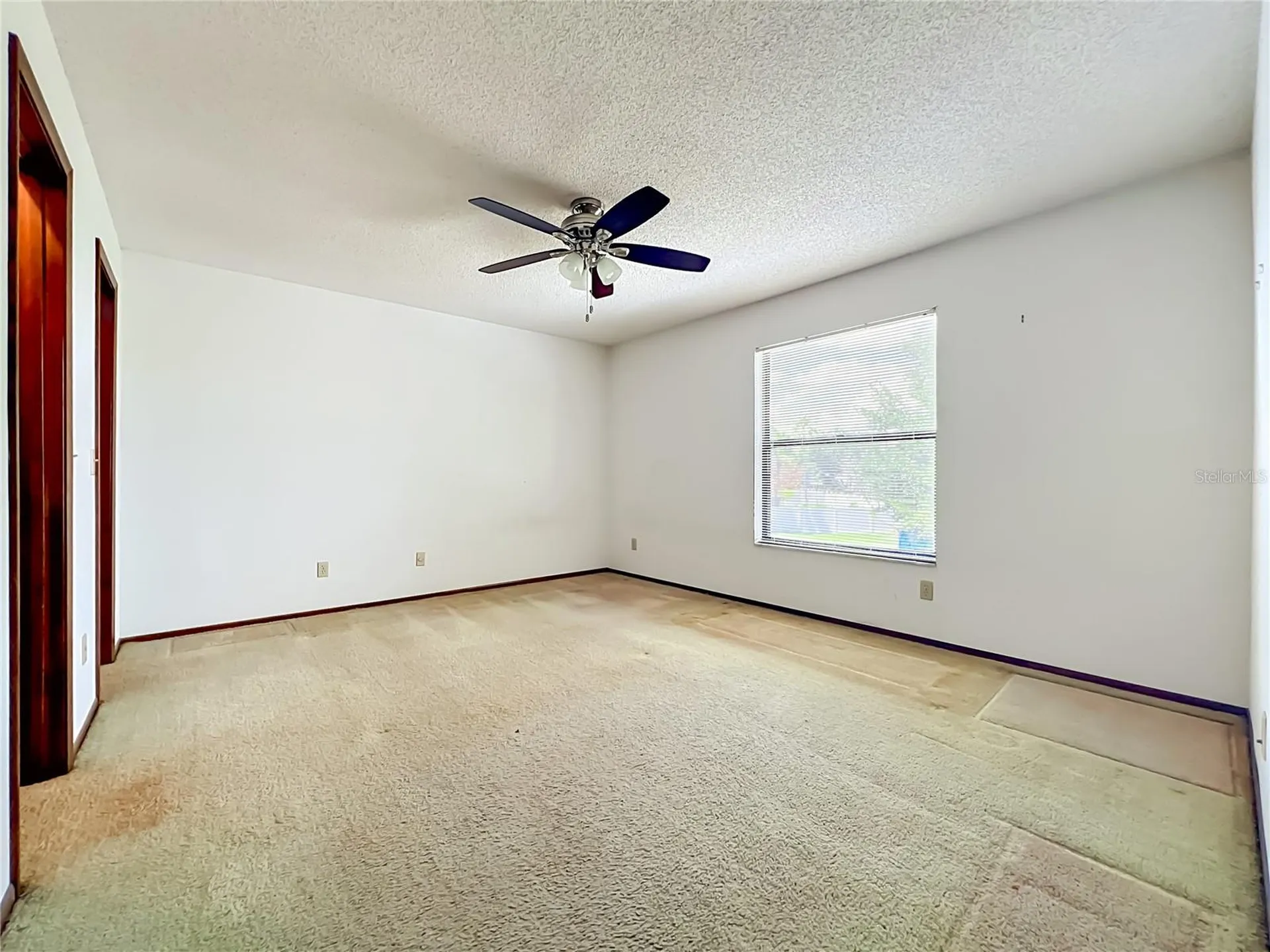 2205 Fairmont Circle Orlando FL 32837