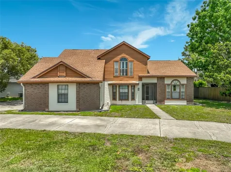 2205 Fairmont Circle Orlando FL 32837