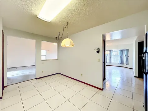 2205 Fairmont Circle Orlando FL 32837
