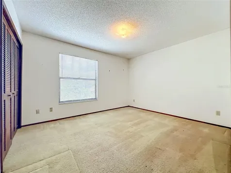 2205 Fairmont Circle Orlando FL 32837