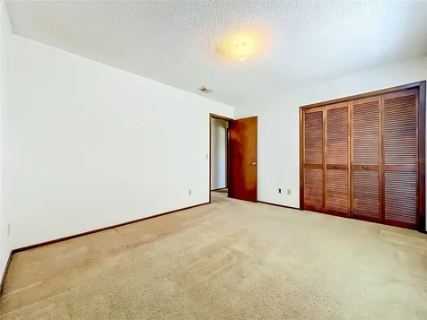 2205 Fairmont Circle Orlando FL 32837