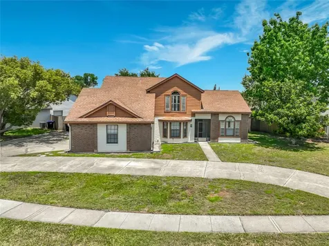 2205 Fairmont Circle Orlando FL 32837