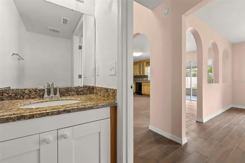 4232 Stonefield Drive Orlando FL 32826