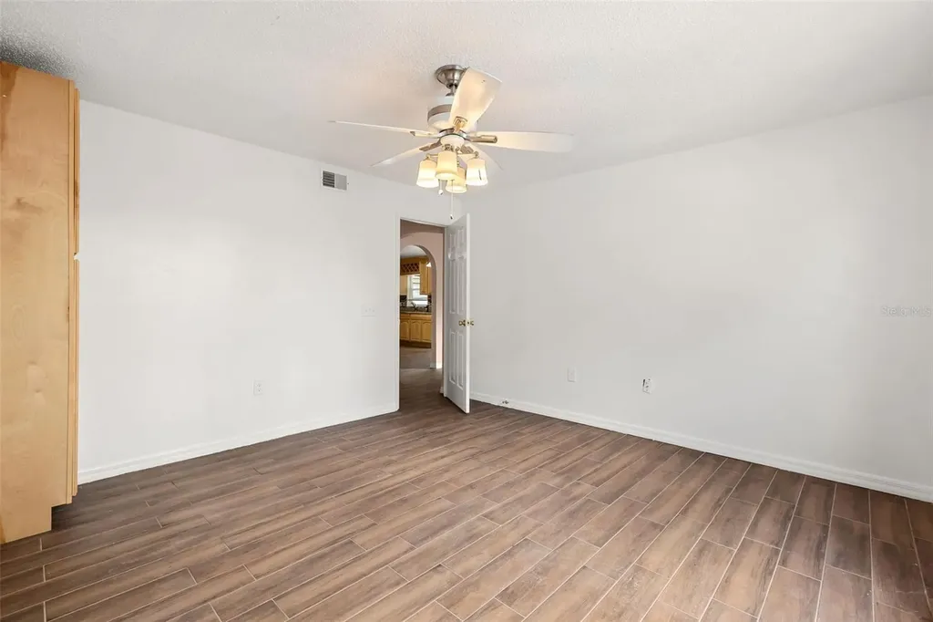 4232 Stonefield Drive Orlando FL 32826