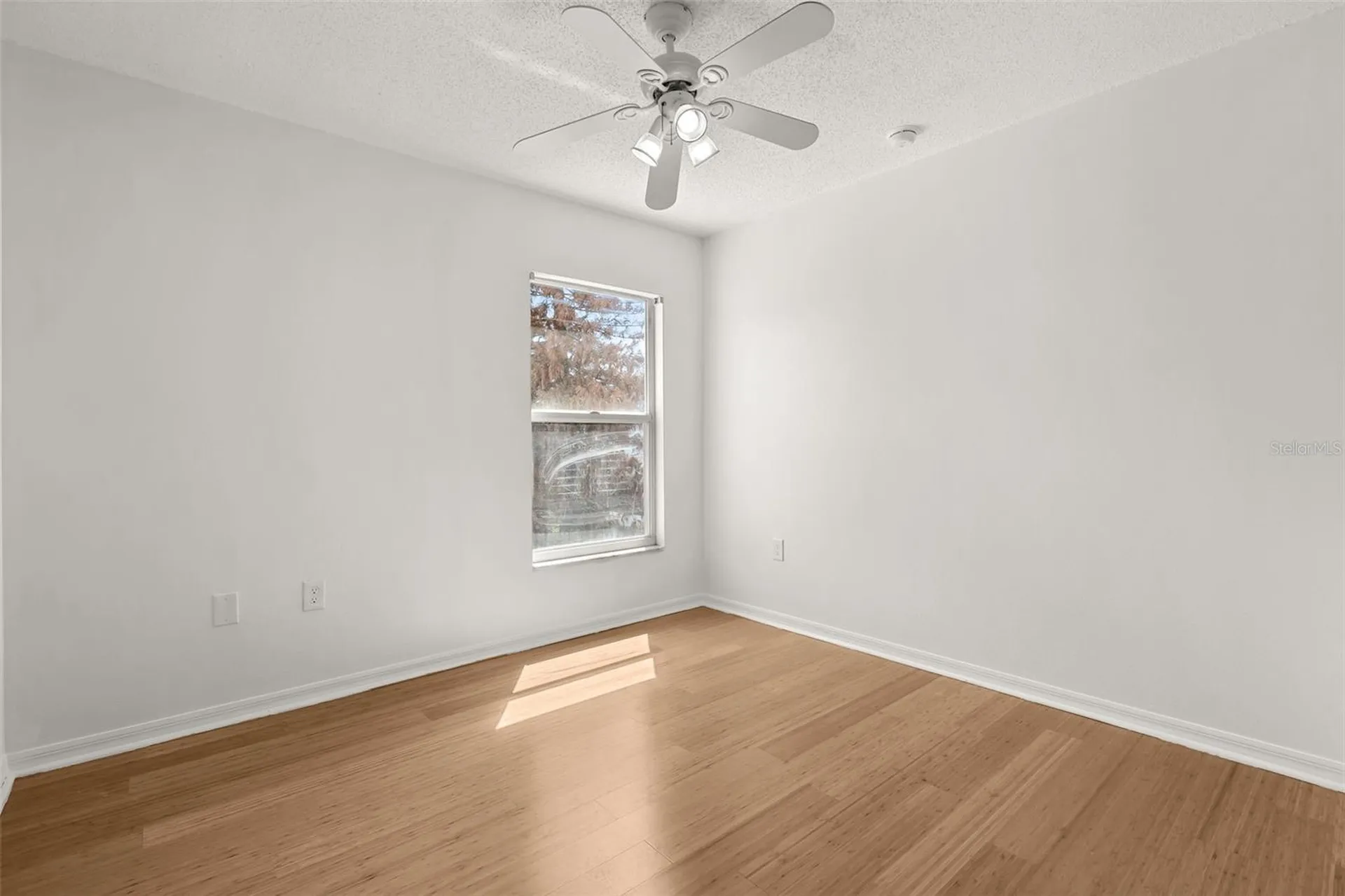 4232 Stonefield Drive Orlando FL 32826