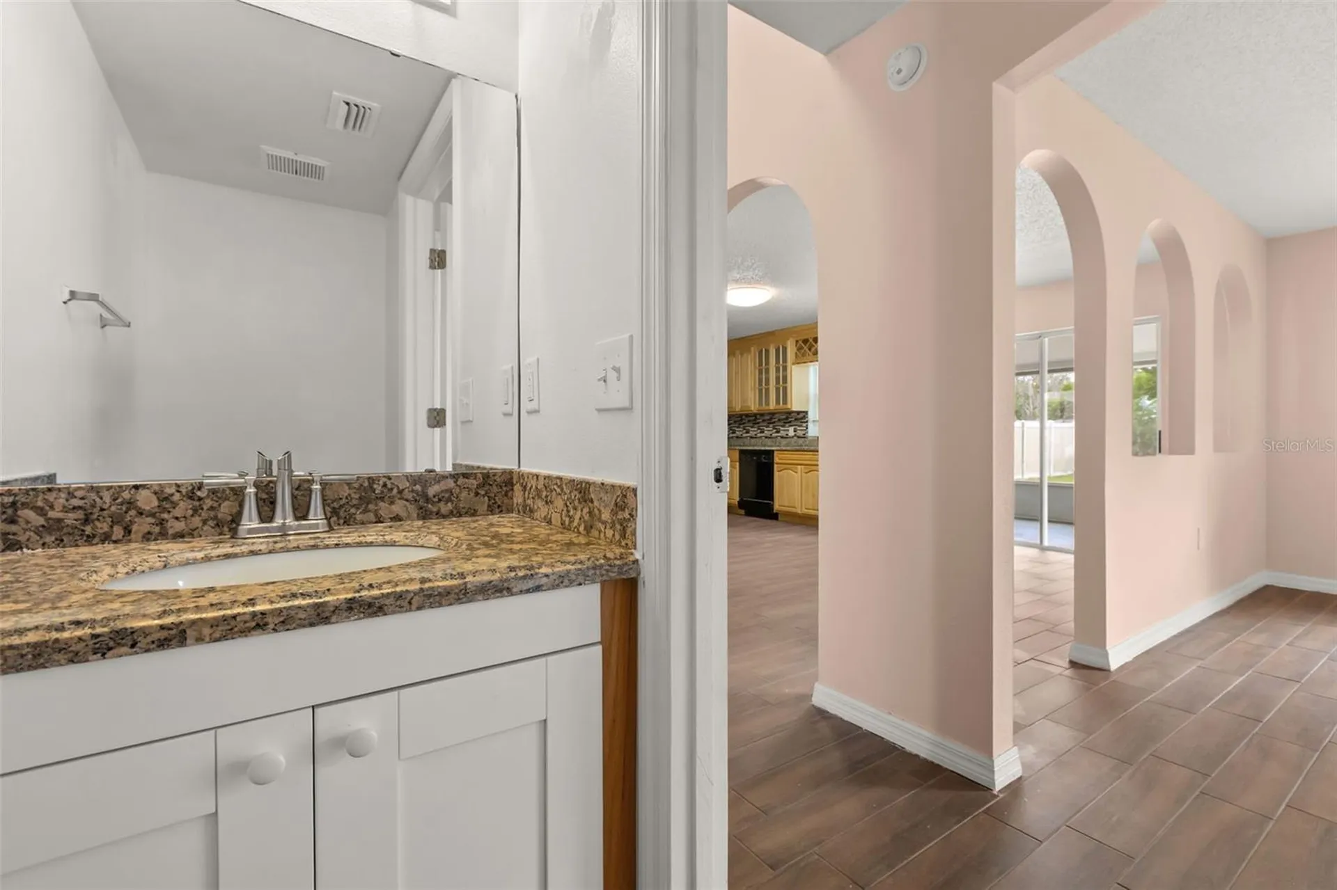 4232 Stonefield Drive Orlando FL 32826
