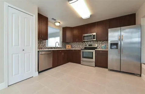 9551 Chandon Drive Orlando FL 32825