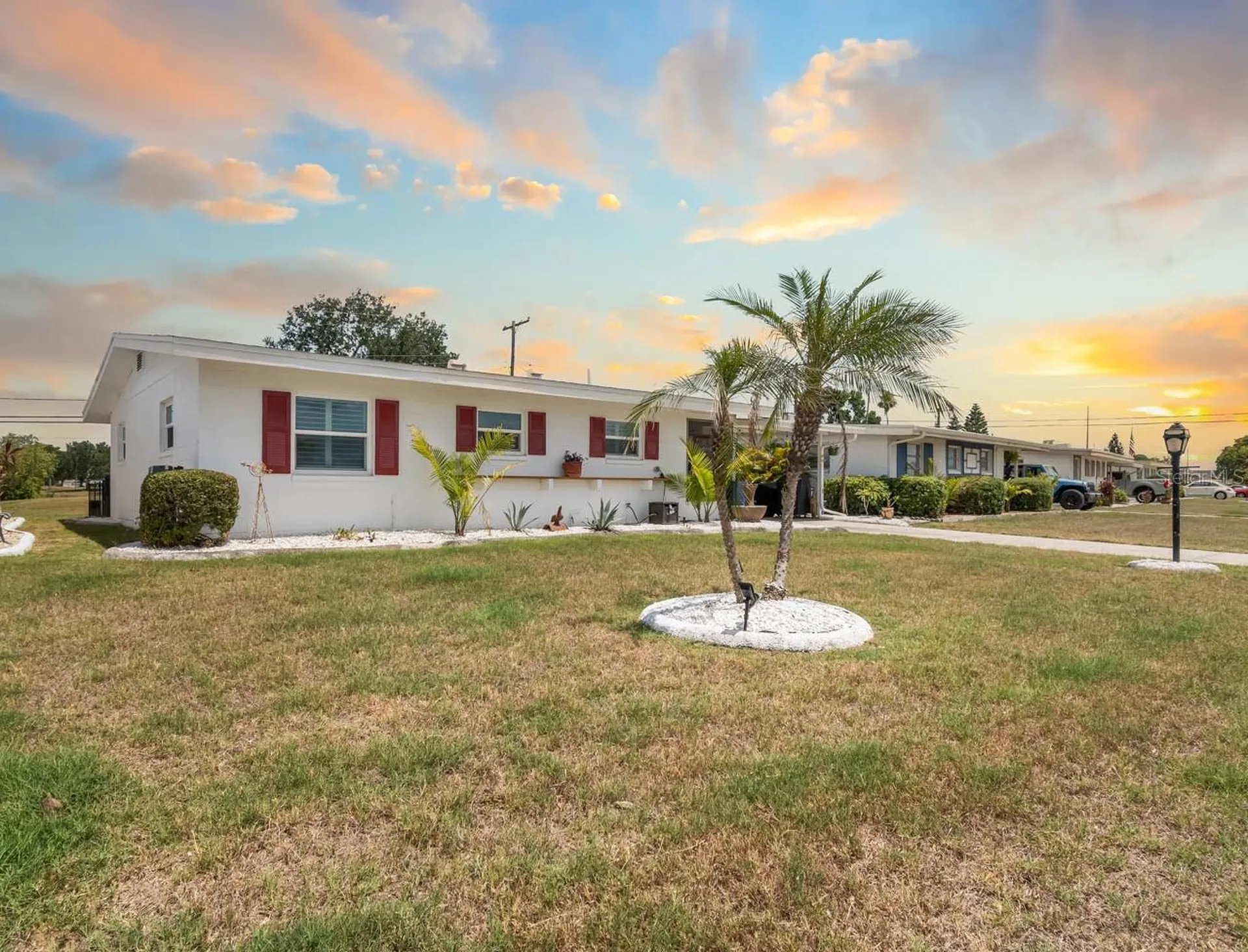 901 Augusta Drive Sun City Center FL 33573