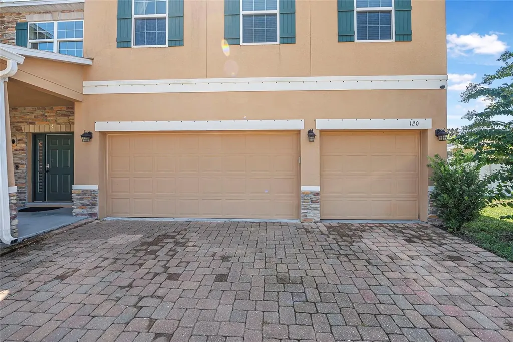 120 Los Arbor Drive Deland FL 32724