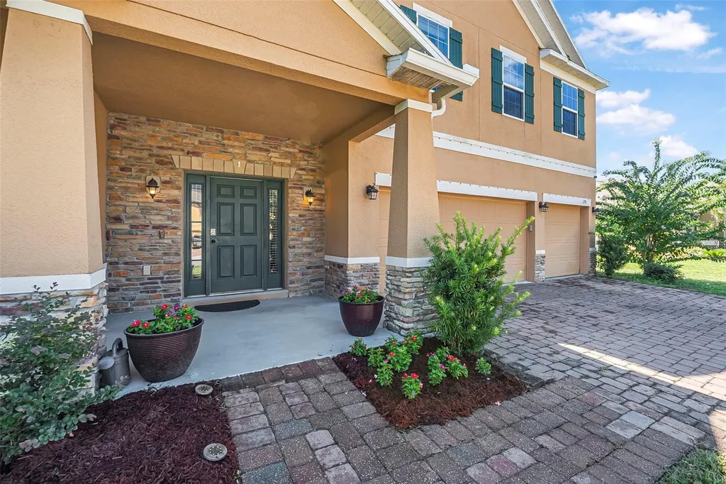 120 Los Arbor Drive Deland FL 32724