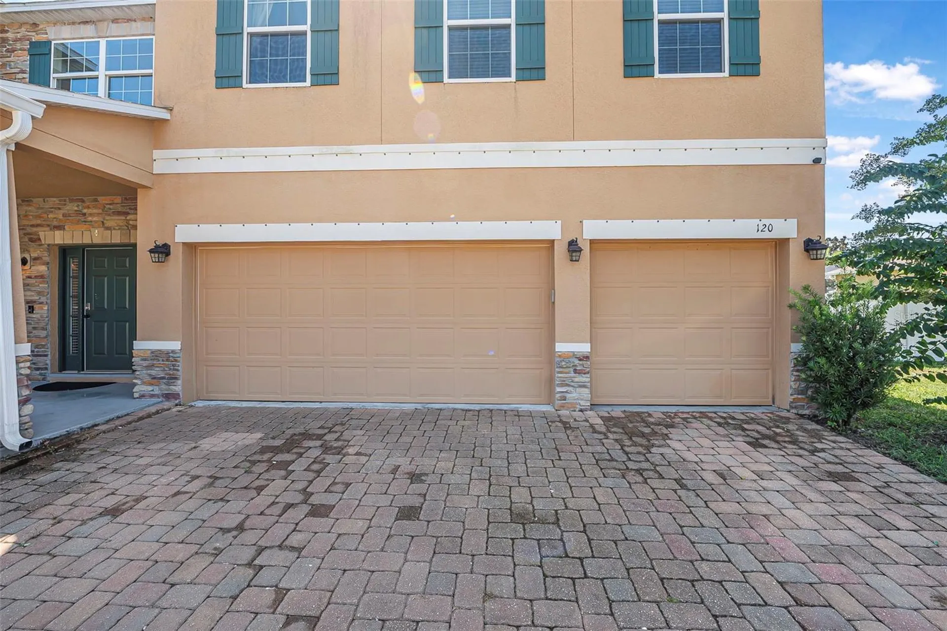 120 Los Arbor Drive Deland FL 32724