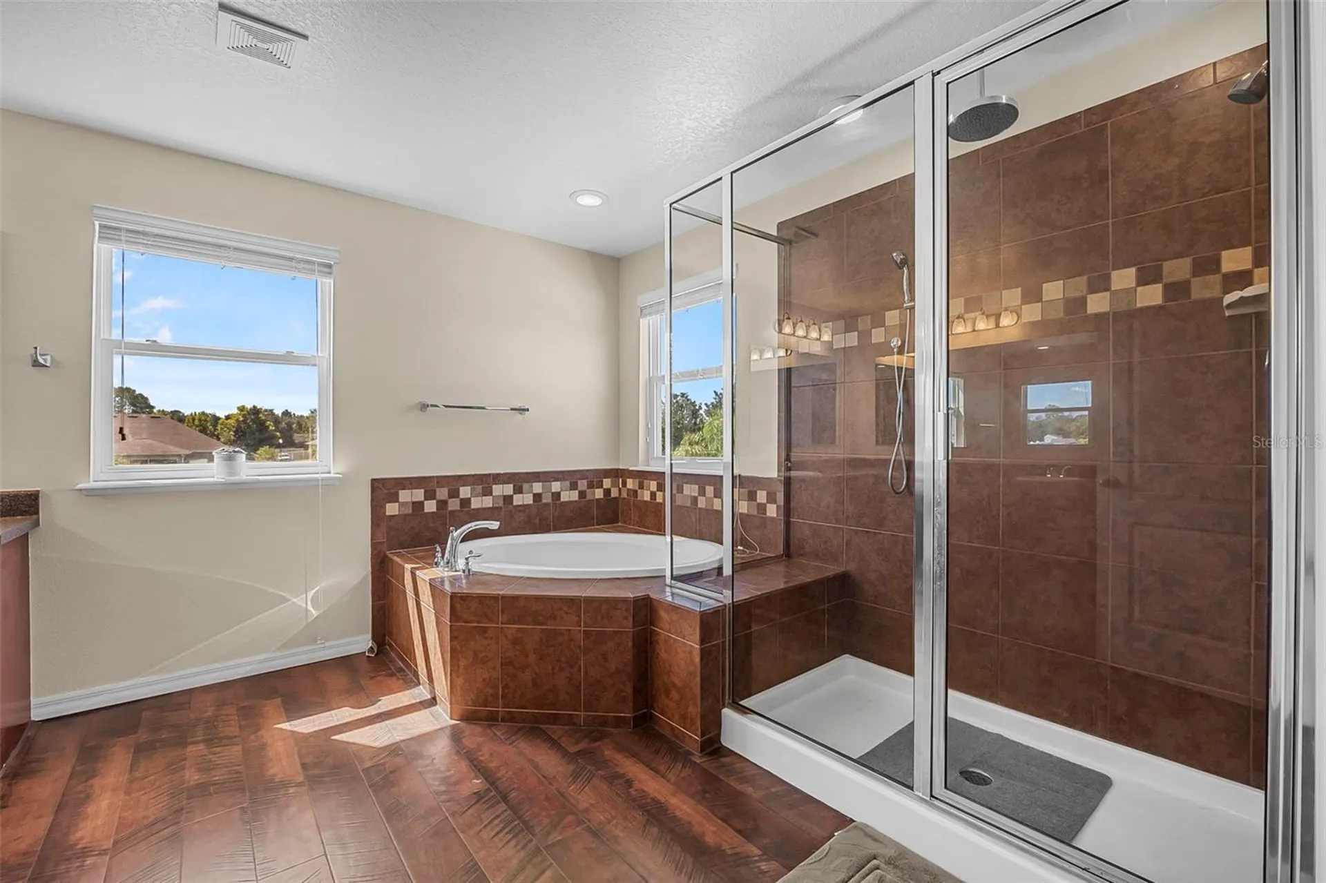 120 Los Arbor Drive Deland FL 32724