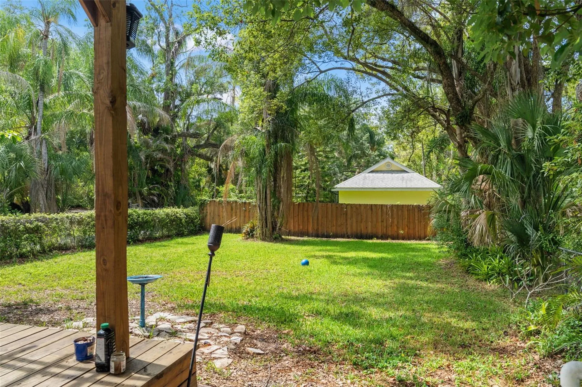 904 W Henry Avenue Tampa FL 33604