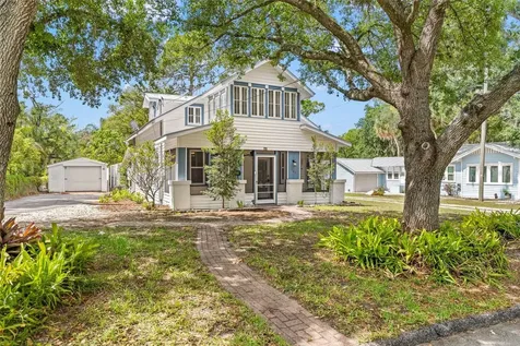 904 W Henry Avenue Tampa FL 33604