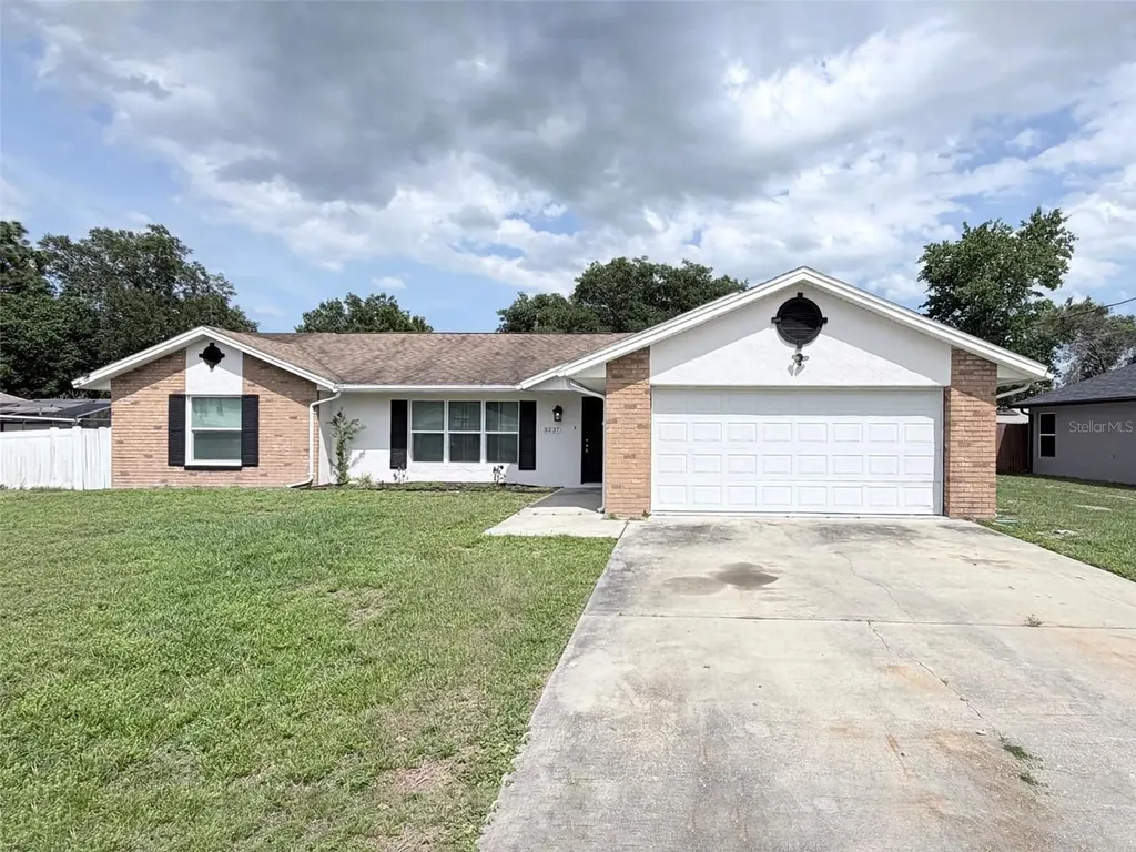 3237 London Avenue Deltona FL 32738