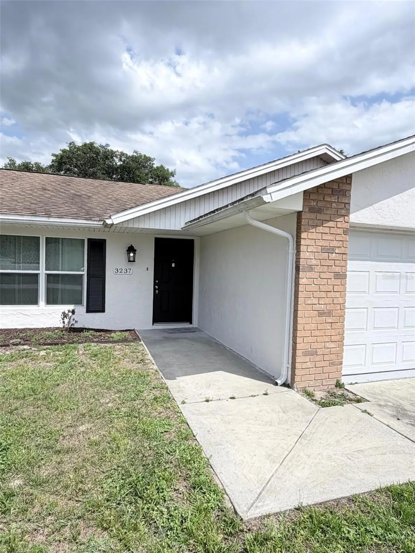 3237 London Avenue Deltona FL 32738
