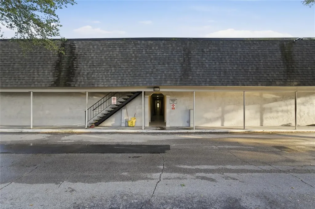 1928 Conway Road Orlando FL 32812