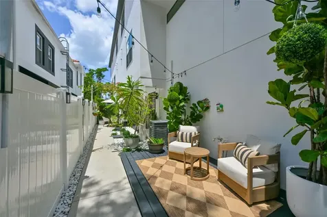 405 S Westland Avenue Tampa FL 33606