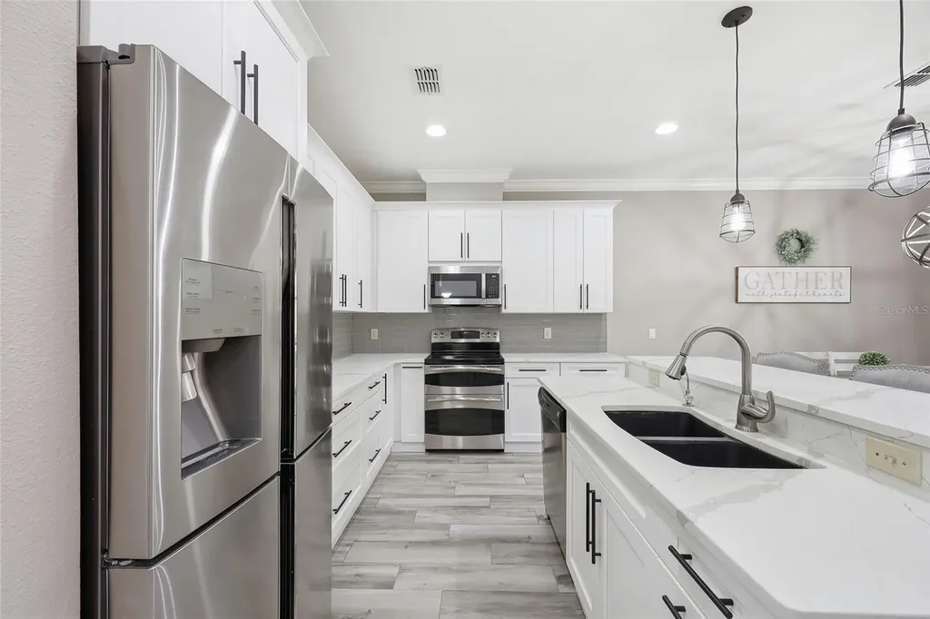 5480 Factors Walk Drive Sanford FL 32771