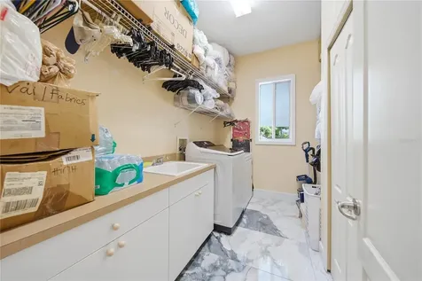 8286 N 97th N Street Seminole FL 33777