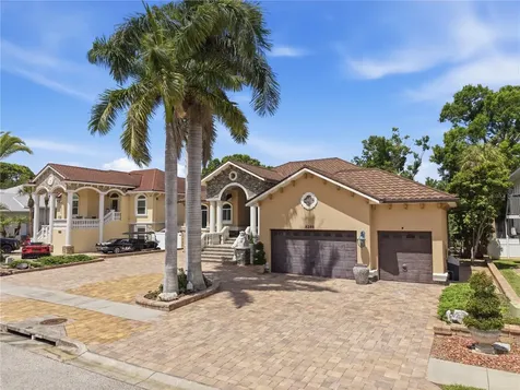 8286 N 97th N Street Seminole FL 33777