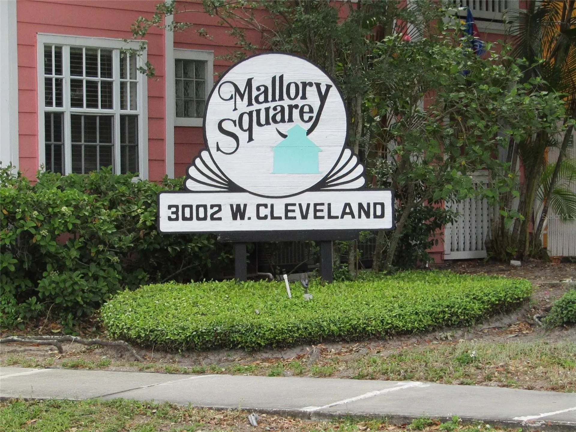 3002 W Cleveland Street Tampa FL 33609