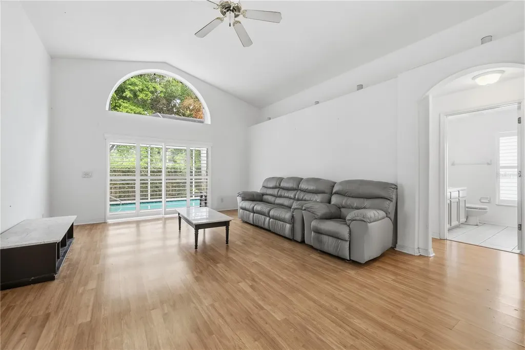 14990 Hidden Oaks Circle Clearwater FL 33764