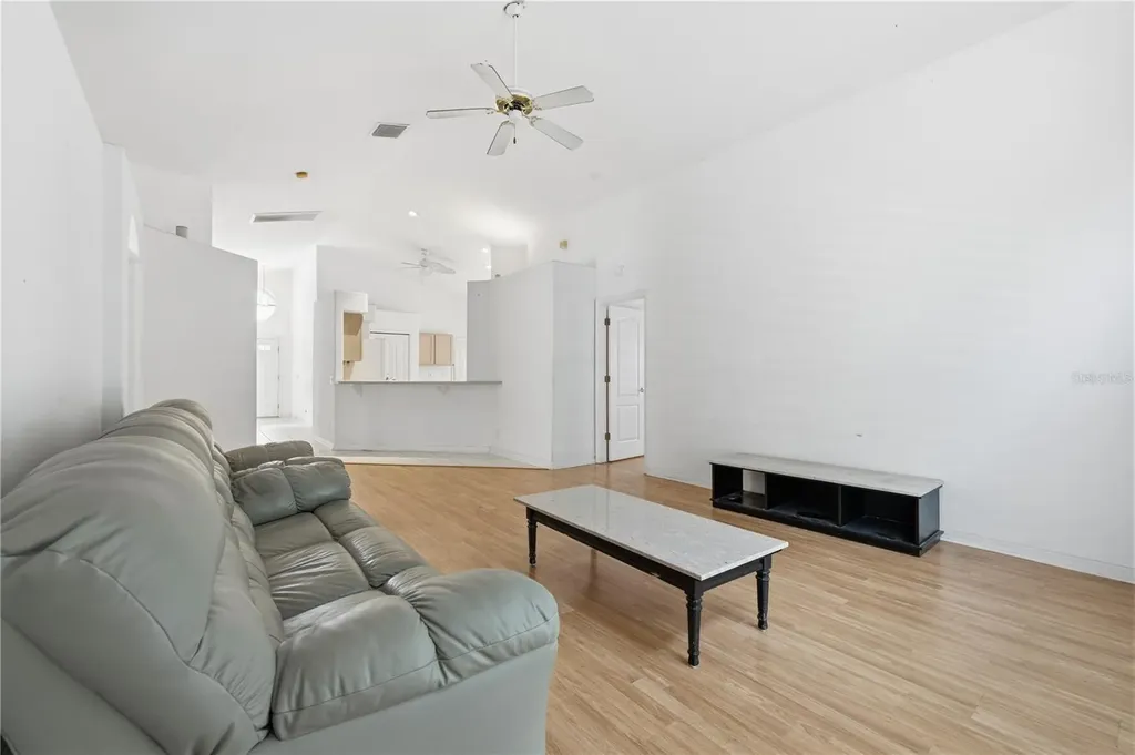 14990 Hidden Oaks Circle Clearwater FL 33764