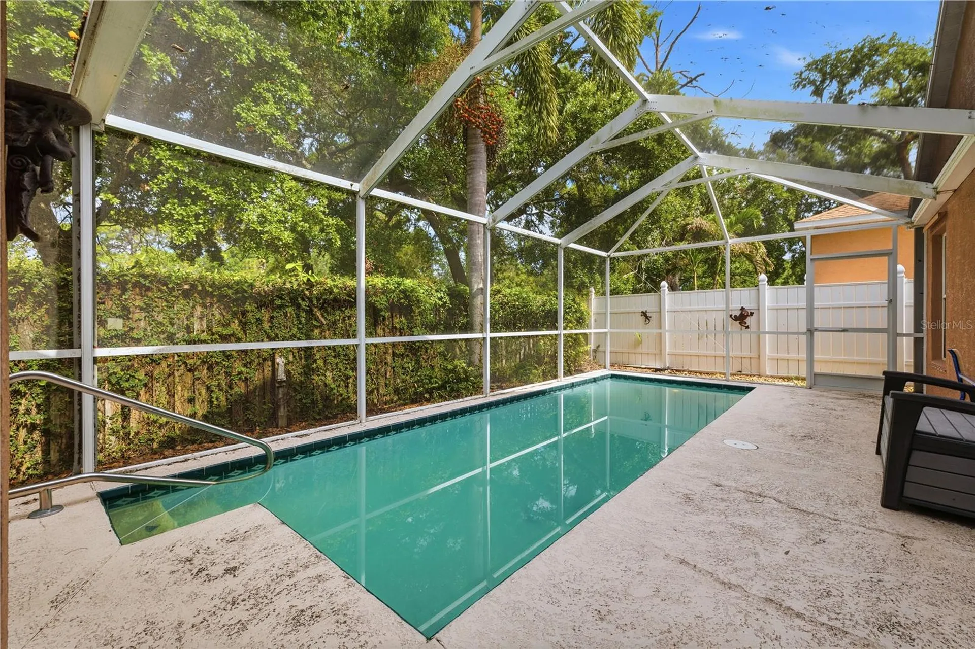 14990 Hidden Oaks Circle Clearwater FL 33764