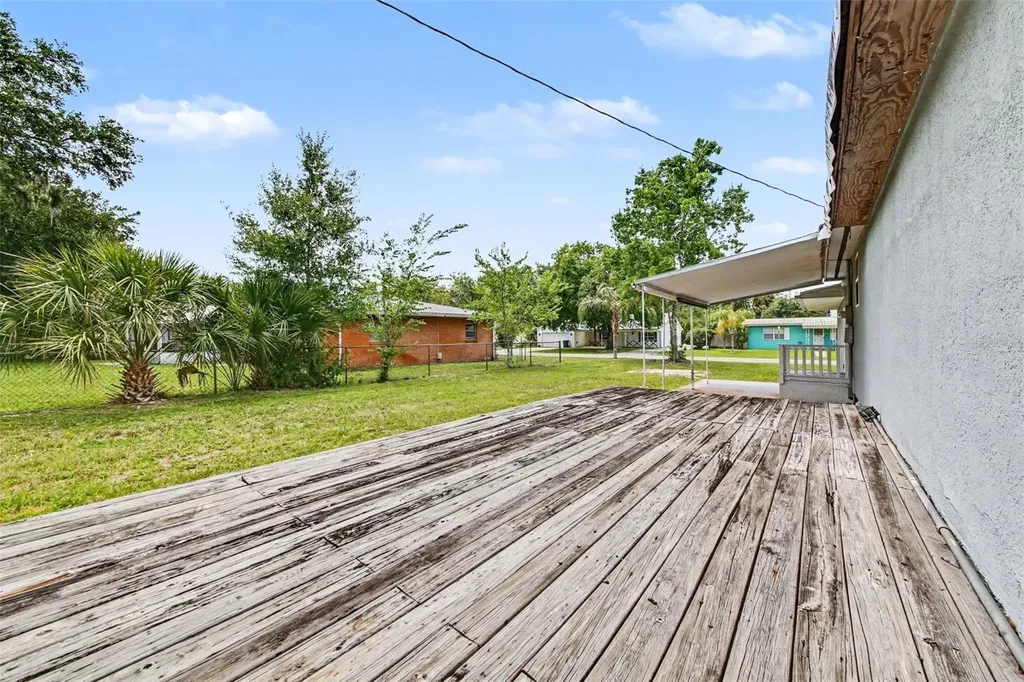 701 E Woodland Street Bunnell FL 32110