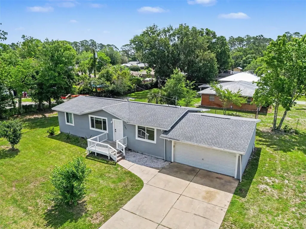 701 E Woodland Street Bunnell FL 32110