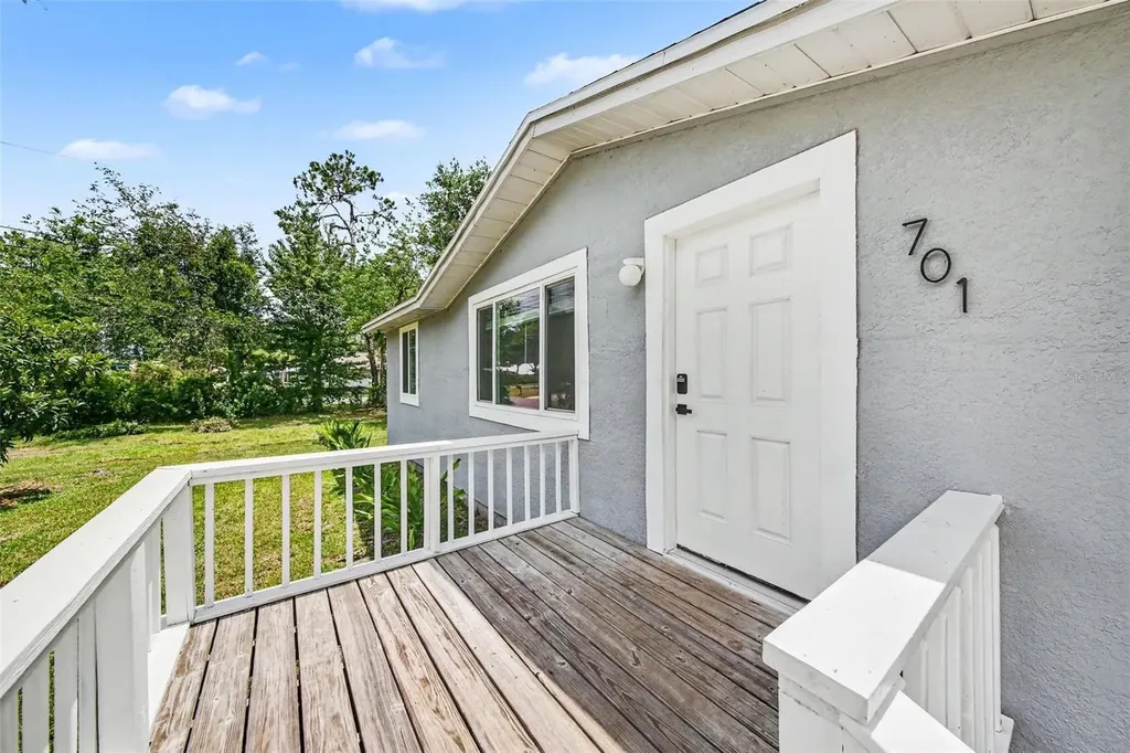 701 E Woodland Street Bunnell FL 32110