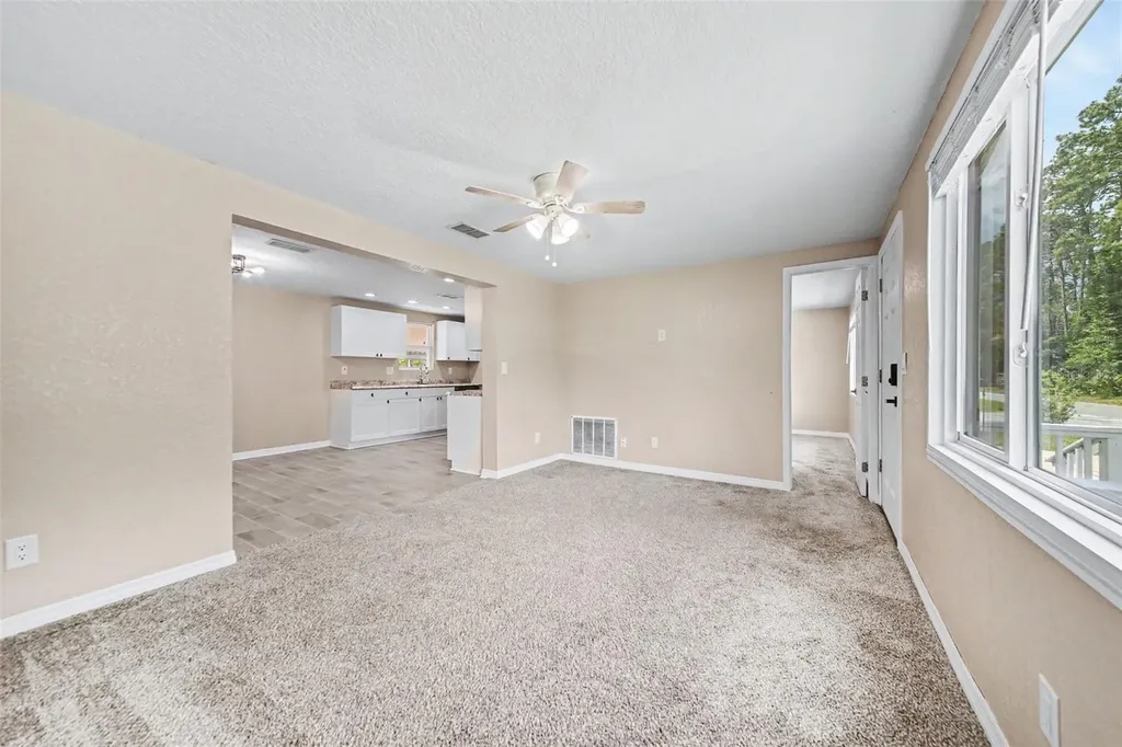 701 E Woodland Street Bunnell FL 32110