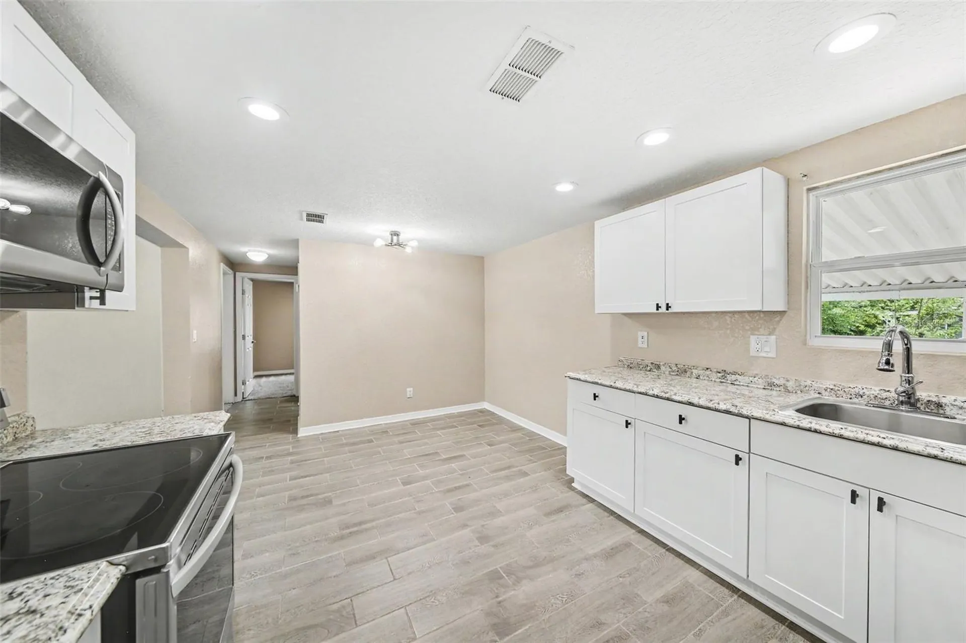 701 E Woodland Street Bunnell FL 32110