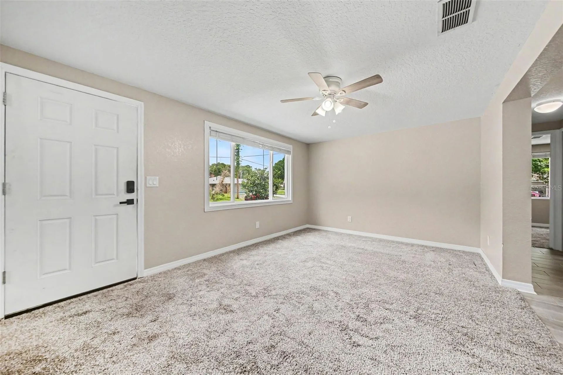 701 E Woodland Street Bunnell FL 32110