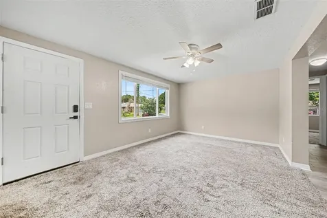 701 E Woodland Street Bunnell FL 32110