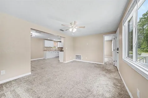 701 E Woodland Street Bunnell FL 32110