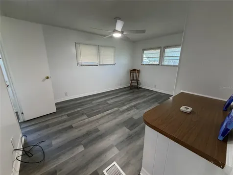 5221 Beechmont Avenue Sarasota FL 34234