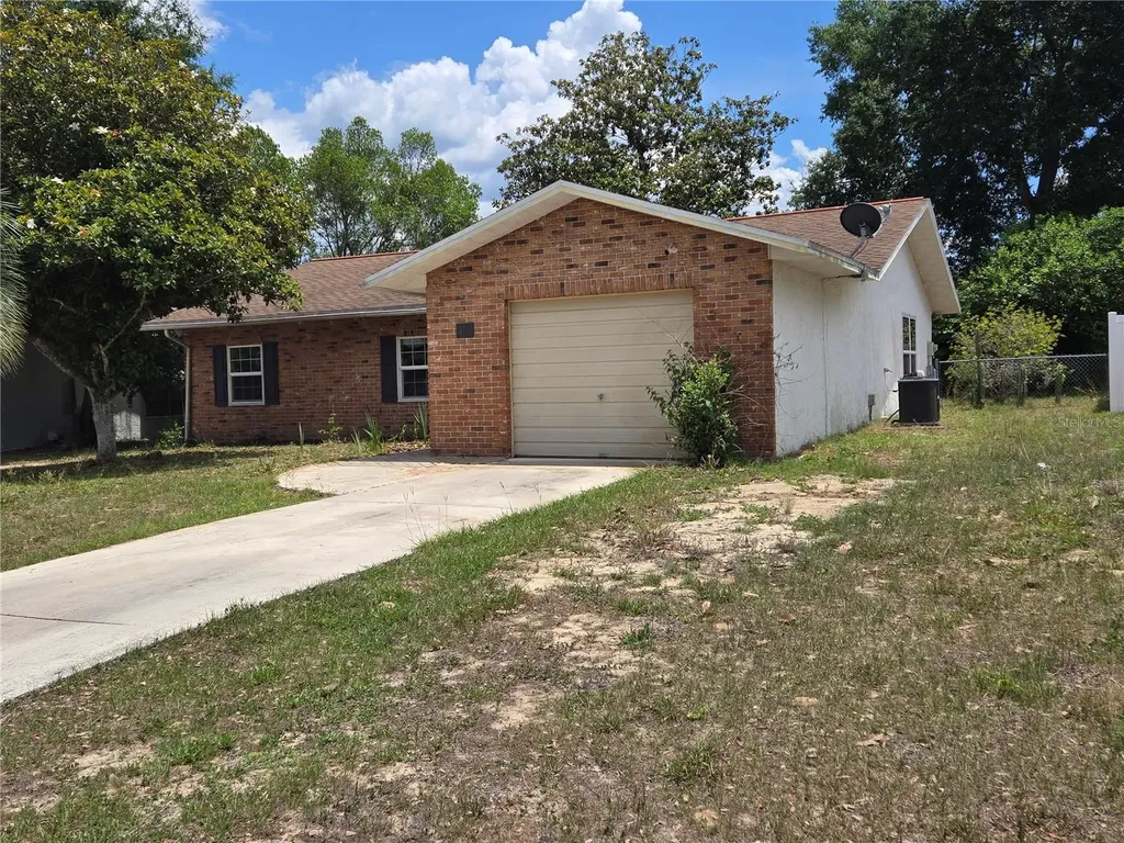 19 Spring Dr Place Ocala FL 34472