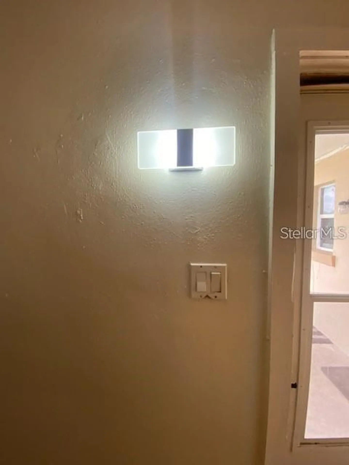 203 W Wall Street Frostproof FL 33843