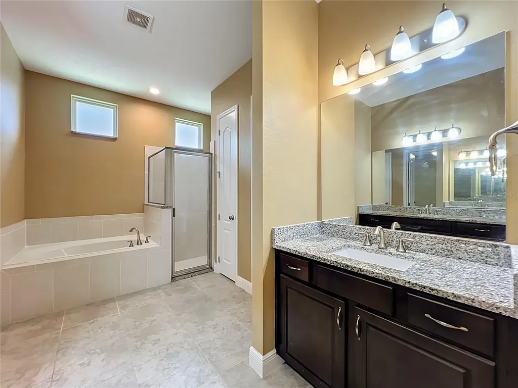 Apopka FL 32703