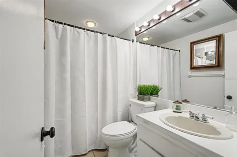 8115 N Ola Avenue Tampa FL 33604
