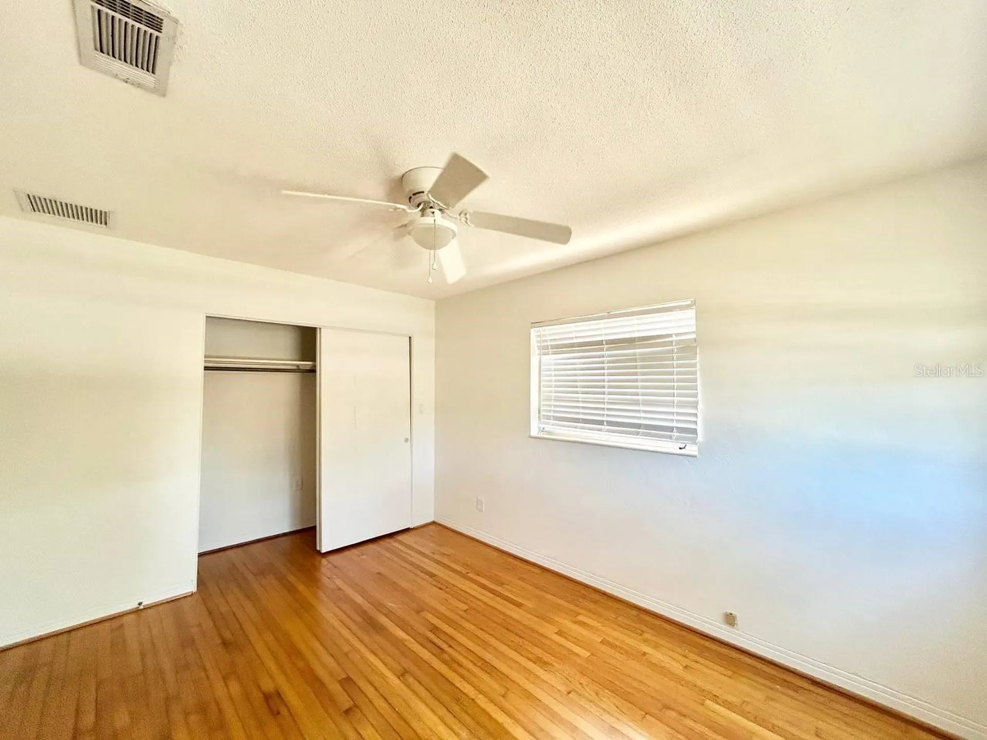 631 45th Avenue N St Petersburg FL 33703