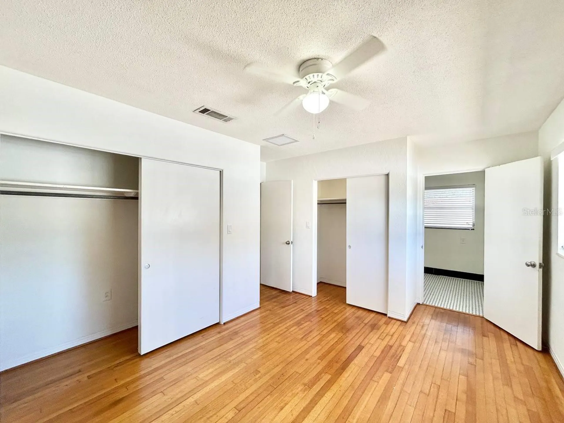 631 45th Avenue N St Petersburg FL 33703
