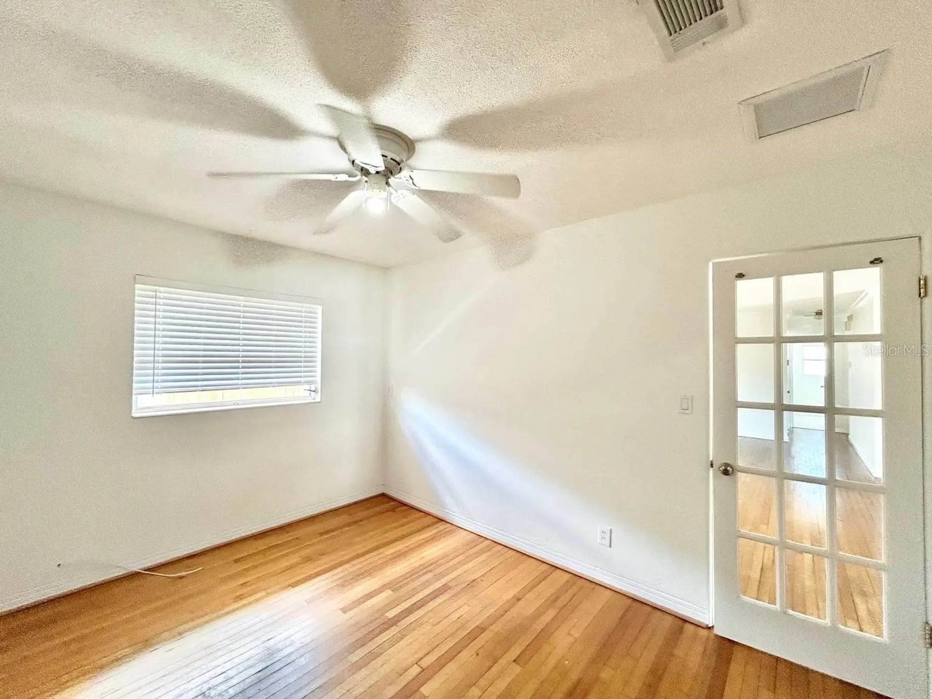 631 45th Avenue N St Petersburg FL 33703