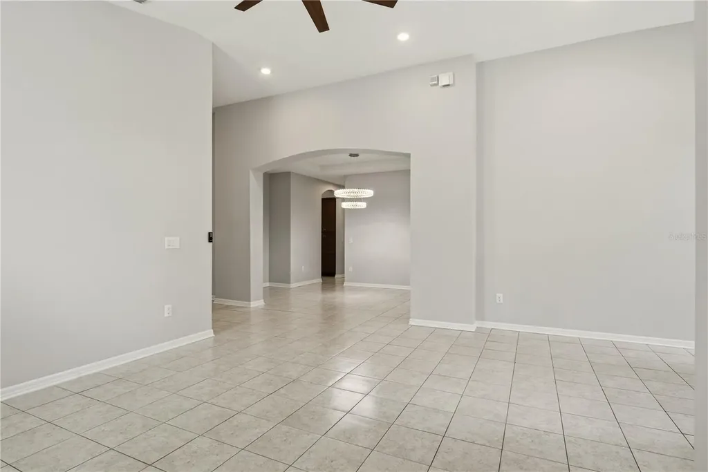 6410 Falling Oak Trail Wesley Chapel FL 33545
