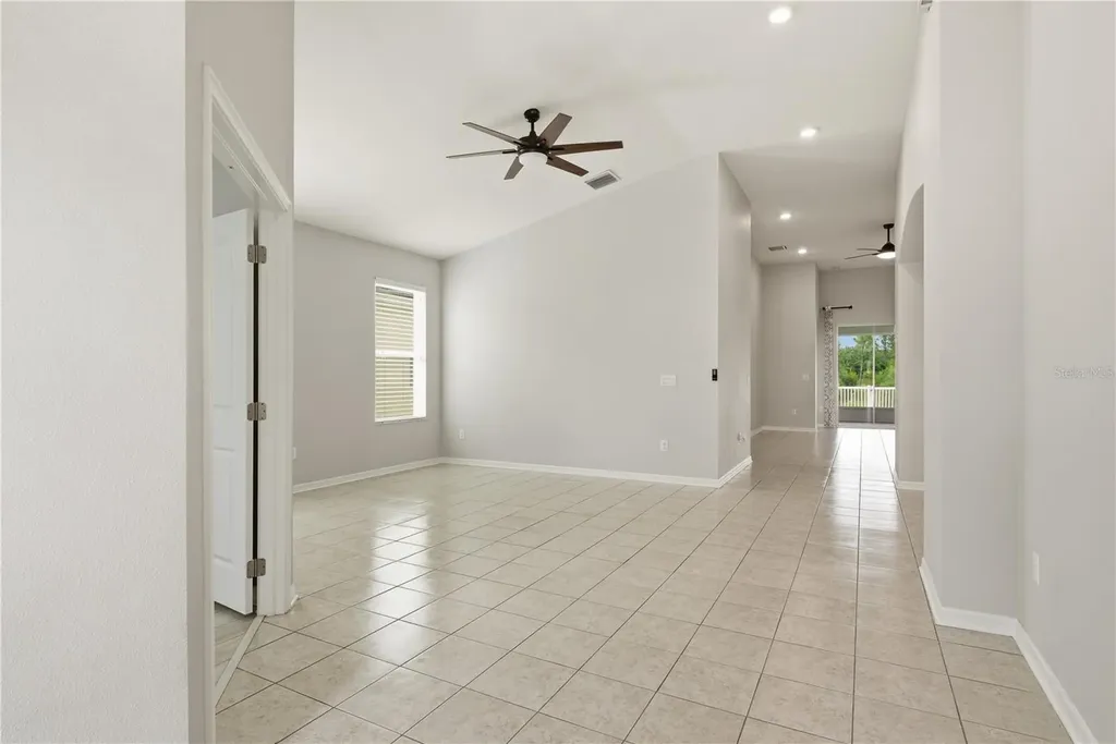 6410 Falling Oak Trail Wesley Chapel FL 33545